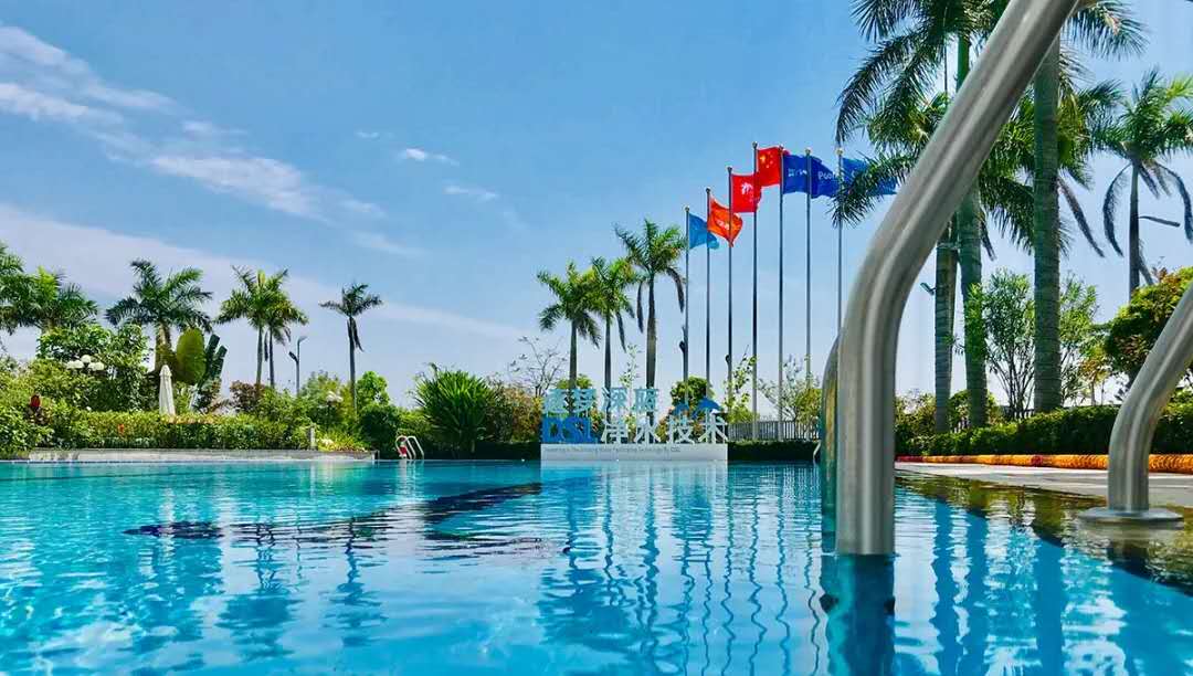 如何選擇一款好的泳池水處理設(shè)備？