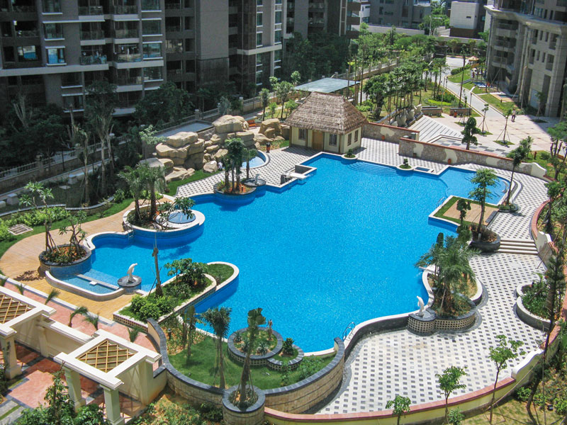 游泳池化學(xué)物質(zhì)殘留的處理方式？